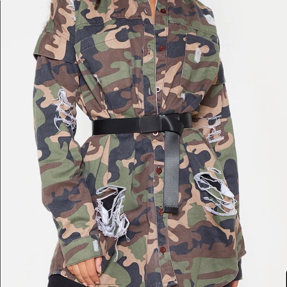 BRAND NEW! NEVER WORN! Camo Oversized Distressed Denim Shirt Size: 10(L) - Picture 2 of 3